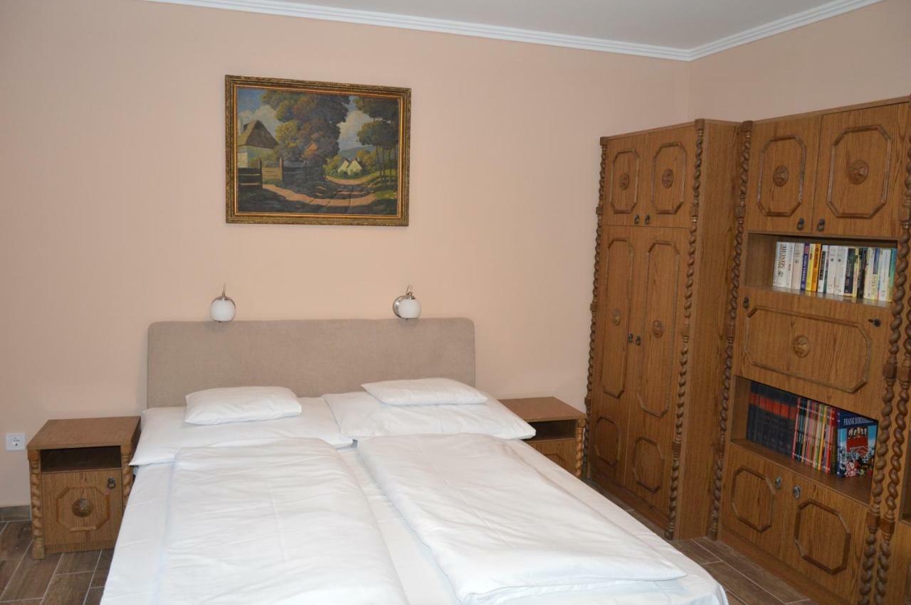 Varga Apartman Hévíz Exterior foto