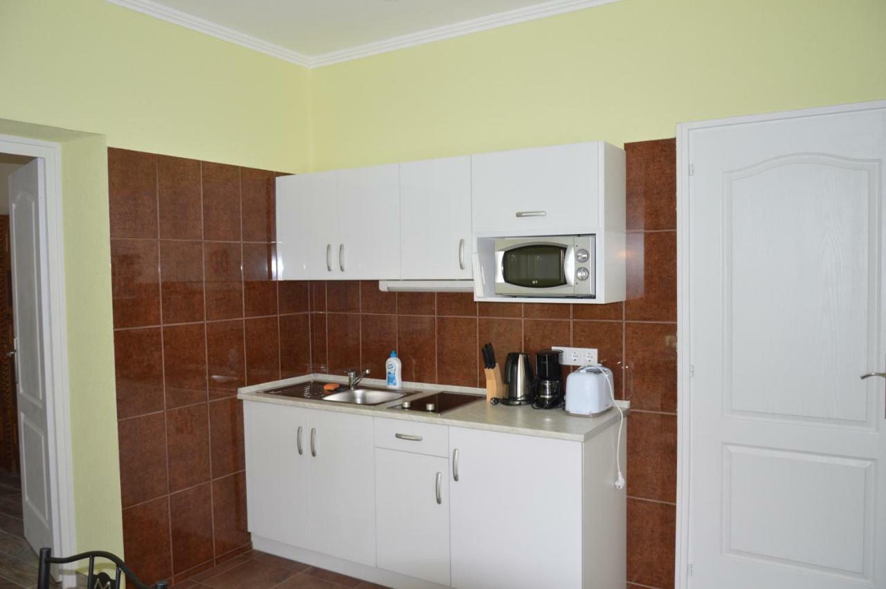 Varga Apartman Hévíz Exterior foto