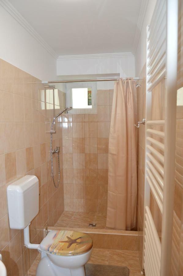 Varga Apartman Hévíz Exterior foto