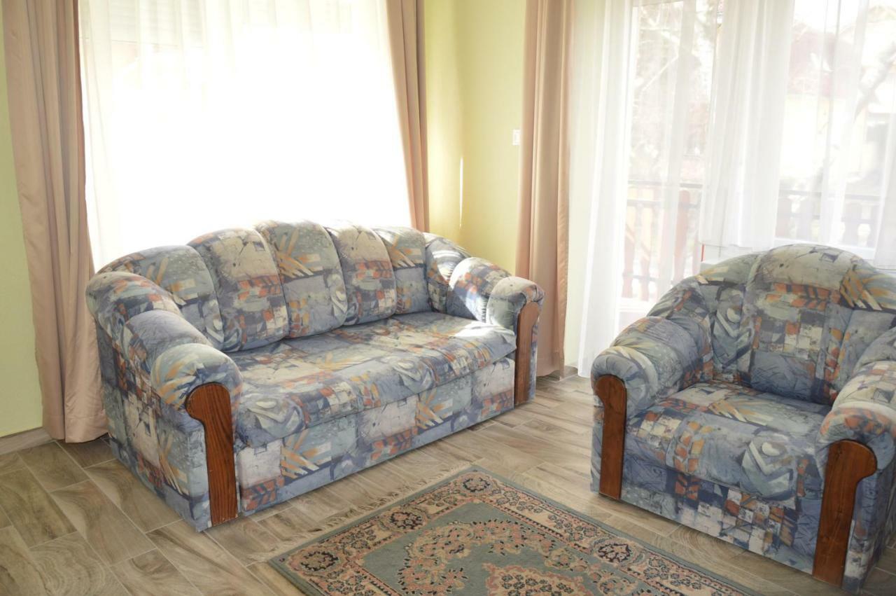 Varga Apartman Hévíz Exterior foto
