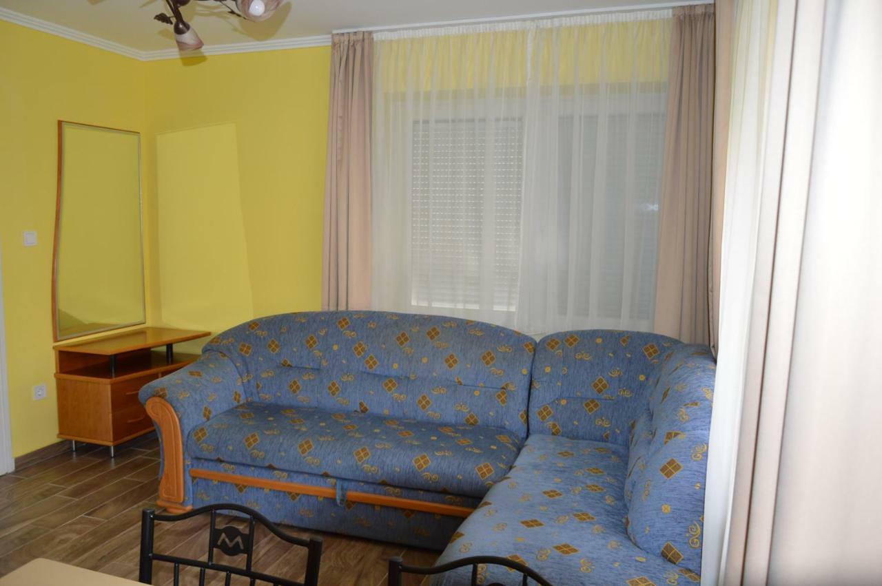 Varga Apartman Hévíz Exterior foto